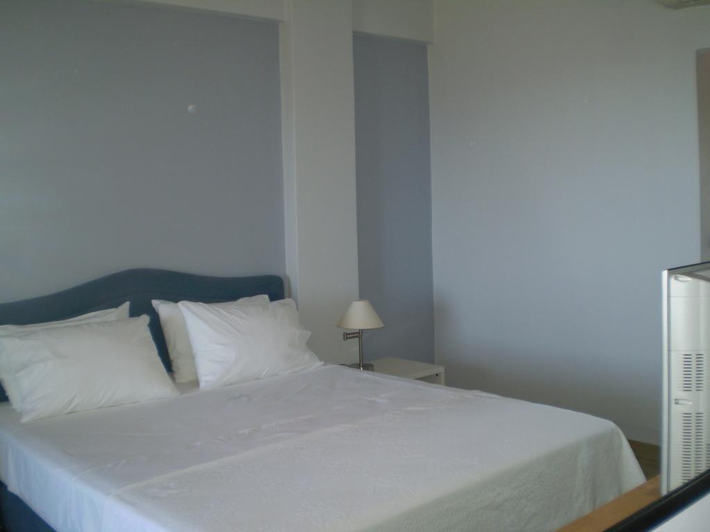 Athena Hotel Milopotamos  Esterno foto