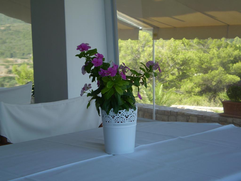 Athena Hotel Milopotamos  Esterno foto