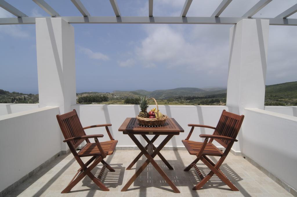 Athena Hotel Milopotamos  Esterno foto